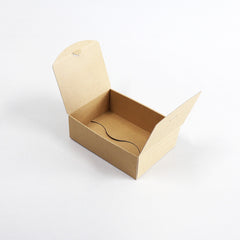 Movable takeout box