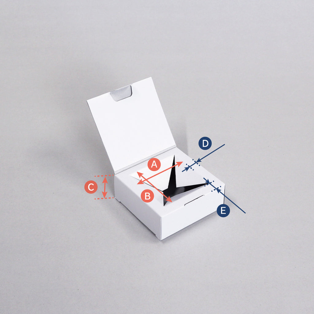 Soap box with integrated divider